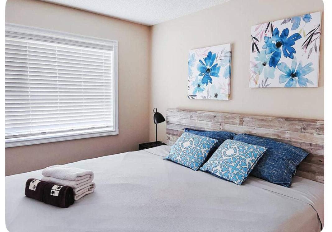 Best Garden House&3 Mins Bus Station Close C-Train&Free Parking YYC المظهر الخارجي الصورة